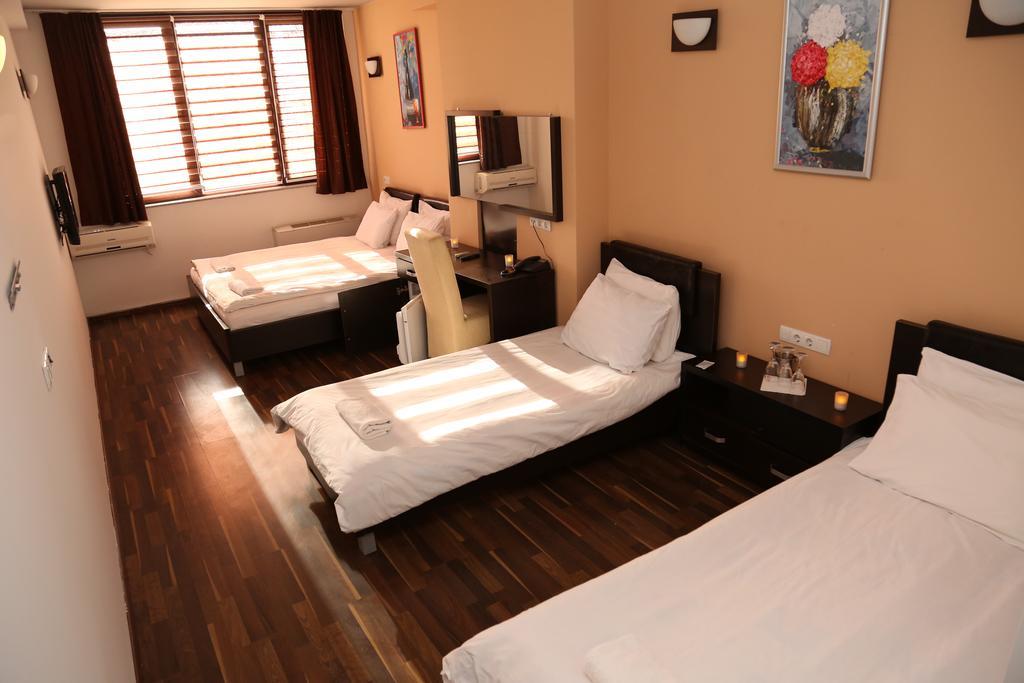 Hotel Ok Prizren Exterior photo
